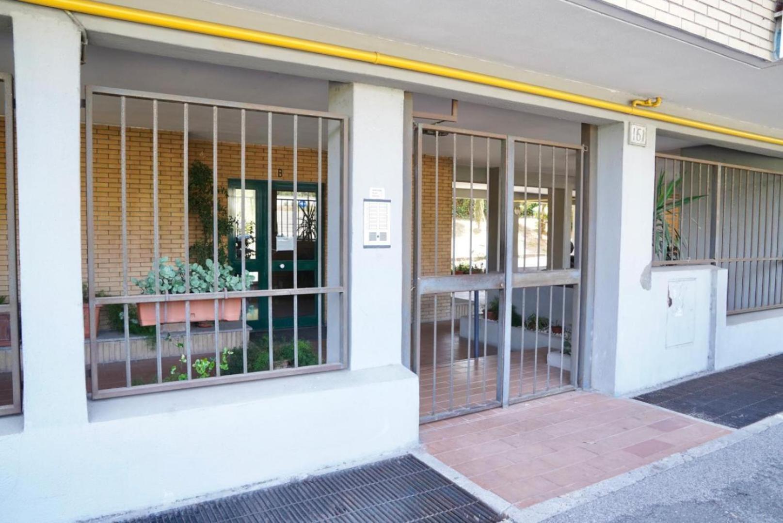 Domus Arvali Apartment *